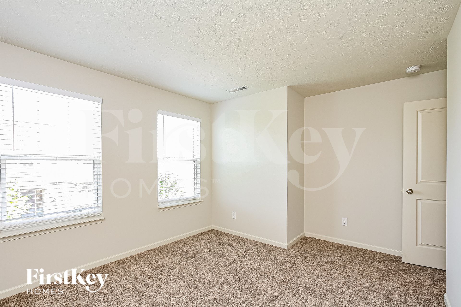 Building Photo - 5880 Crowley Pkwy