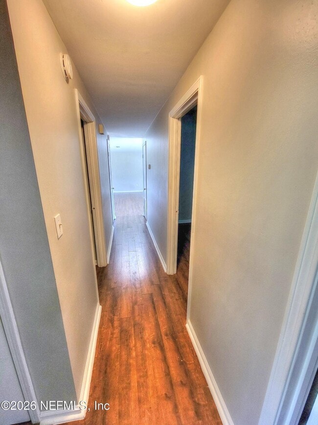 Building Photo - 10881 Key Coral Dr