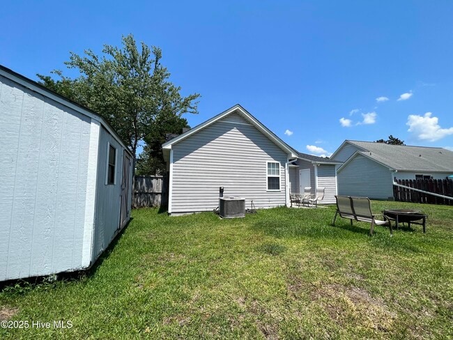 Building Photo - 2106 White Rd