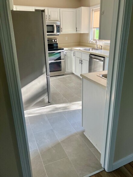 Brand new kitchen flooring - H5 Stonehedge Dr