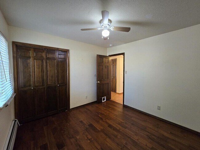 Building Photo - 2203 Vela St