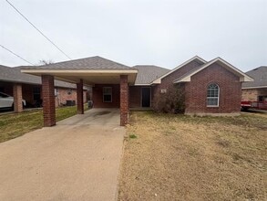 Building Photo - 1402 Marble Rd