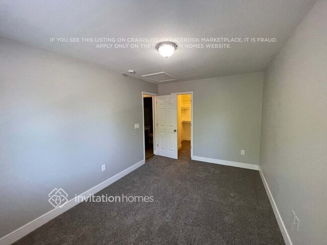 Building Photo - 4892 N Silverlace Dr