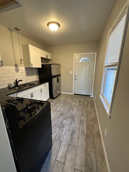 Kitchen - 349 Westminster St