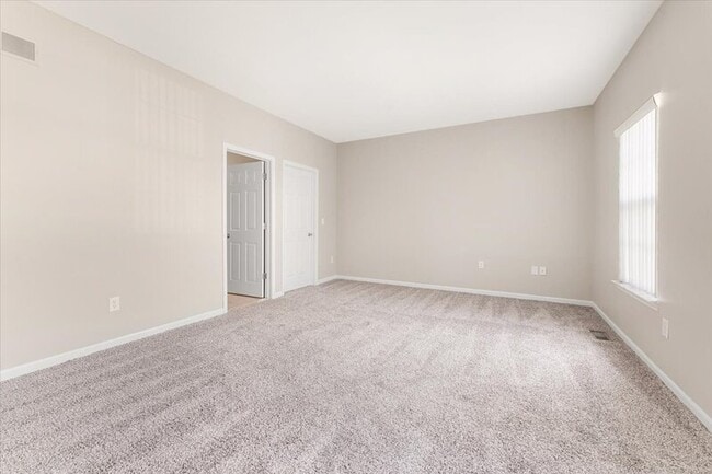 Building Photo - 45523 Revere Dr