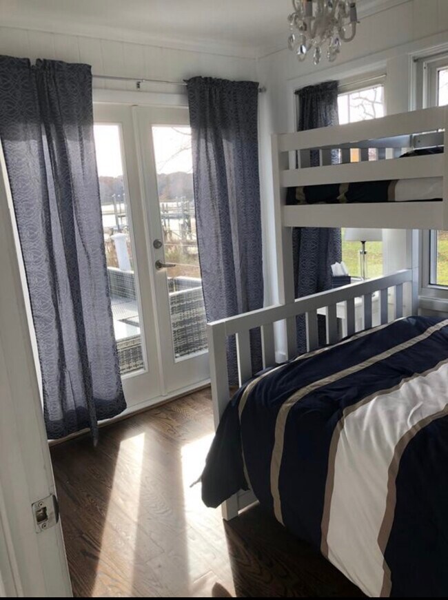 Building Photo - 46 Flintstone Rd