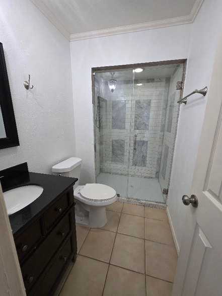 Building Photo - 3011 Lockwood Cir