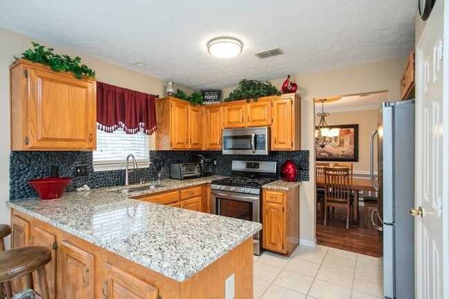 Building Photo - 1508 Clover Ct