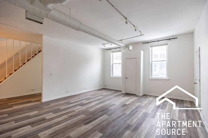 Building Photo - 1844 W Henderson St