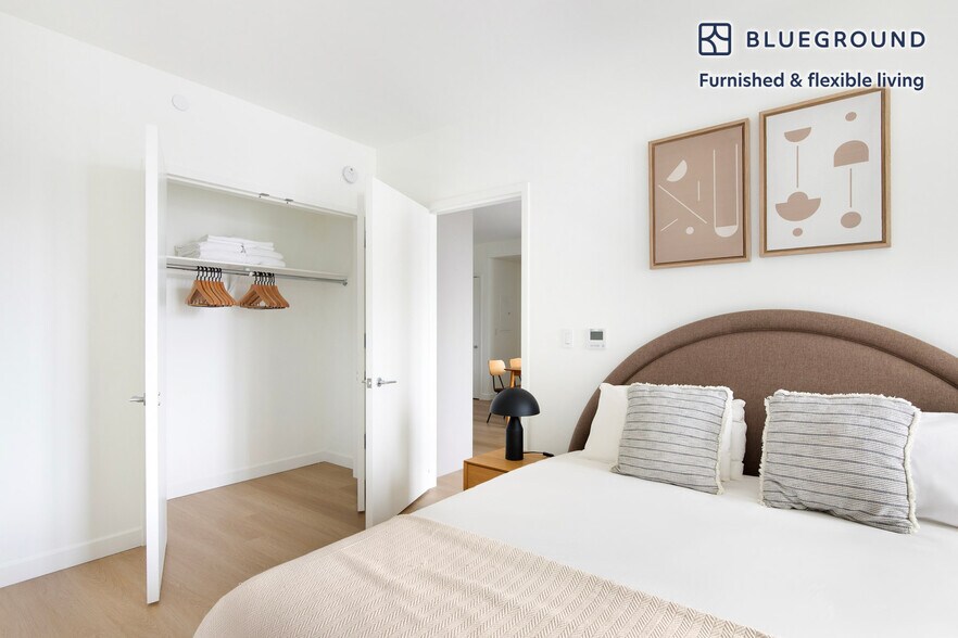 Building Photo - 544 Carroll St