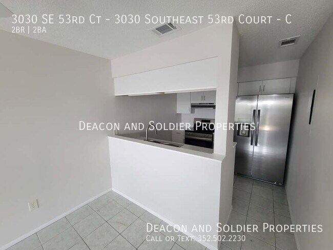 Building Photo - 3030 SE 53rd Ct