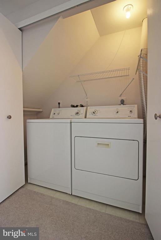 Building Photo - 5940 Grisby House Ct