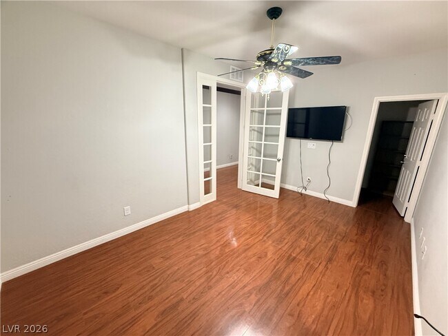 Building Photo - 364 Moon Aura Ave