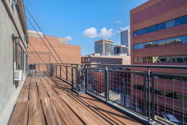 Building Photo - 1612 Wazee St