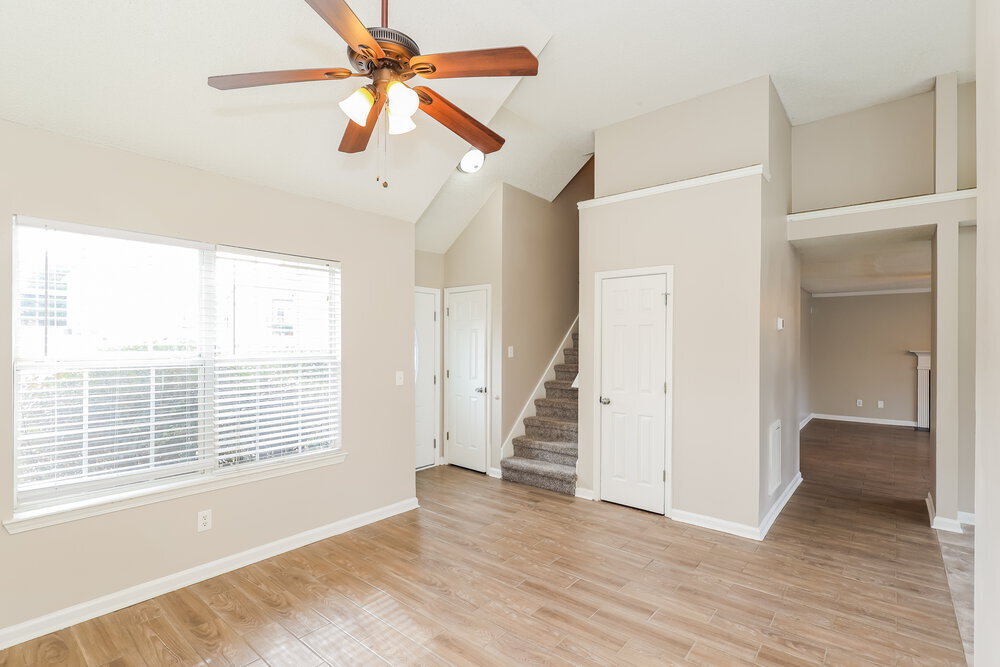 Building Photo - 248 Kings Cove