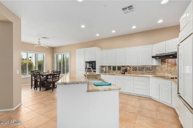 Building Photo - 41441 N Laurel Valley Way