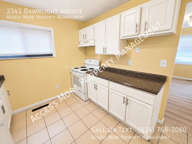 Building Photo - 2341 Dawnlight Ave