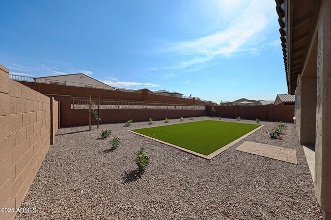 Building Photo - 7148 W Bent Tree Dr