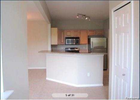 Building Photo - 16041 Morningside