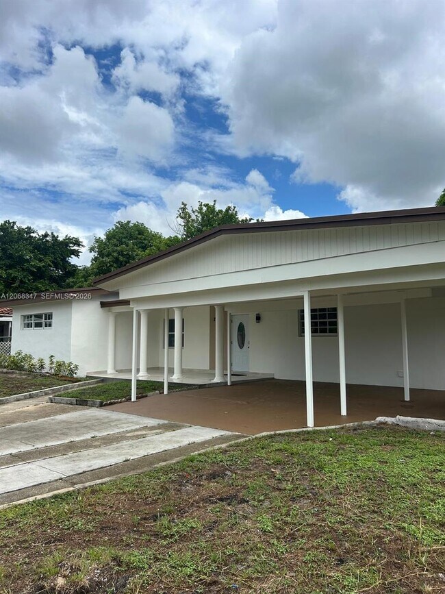Building Photo - 22115 SW 115th Ave
