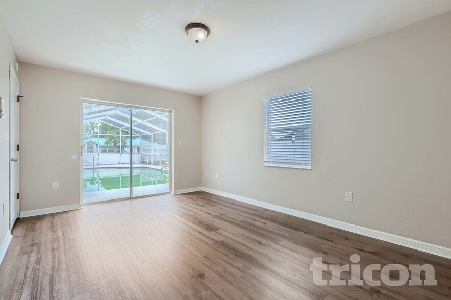 Building Photo - 13530 Coronado Dr