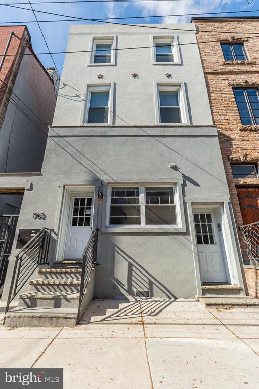 Building Photo - 752 S 9th St
