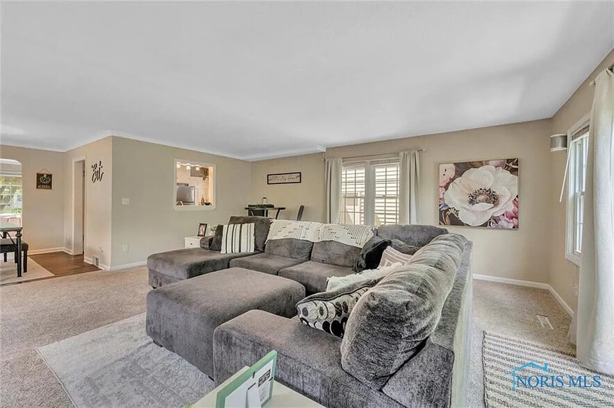 Building Photo - 2528 Aldringham Rd