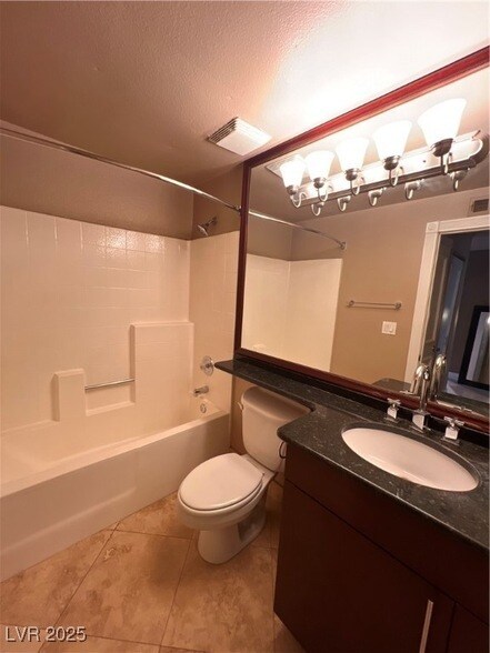 Building Photo - 260 E Flamingo Rd