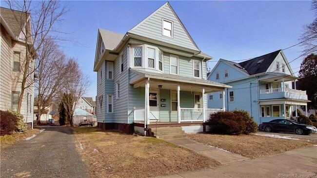 Primary Photo - 167 Division Ave