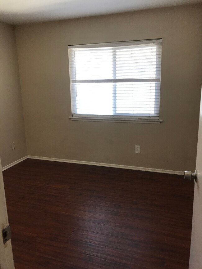 Building Photo - 5180 Caldera Ct