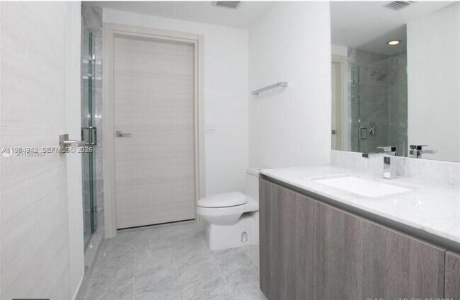 Building Photo - 801 S Miami Ave