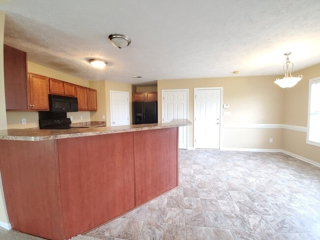 Building Photo - 102 Kennedy Dr