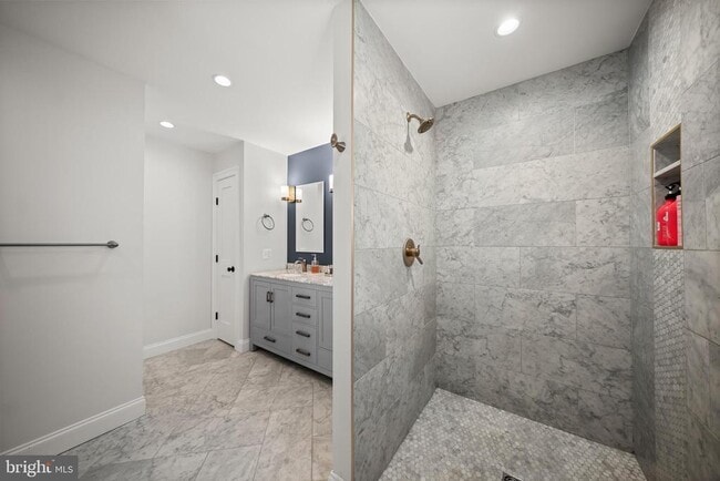 Building Photo - 4908 Bayard Blvd