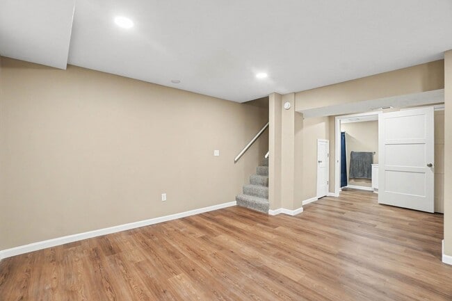 Building Photo - 6767 Military Ave