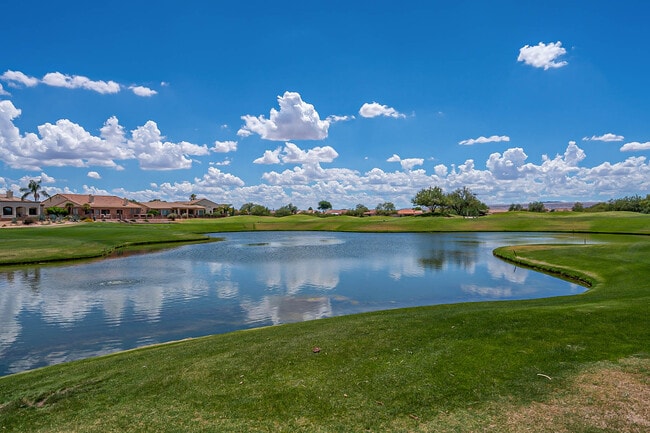 Building Photo - 1870 E Purple Martin Ln