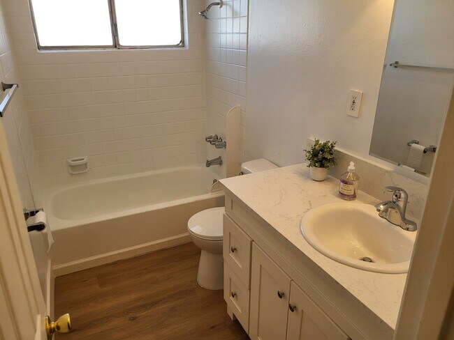 Building Photo - 3351 E Andy St