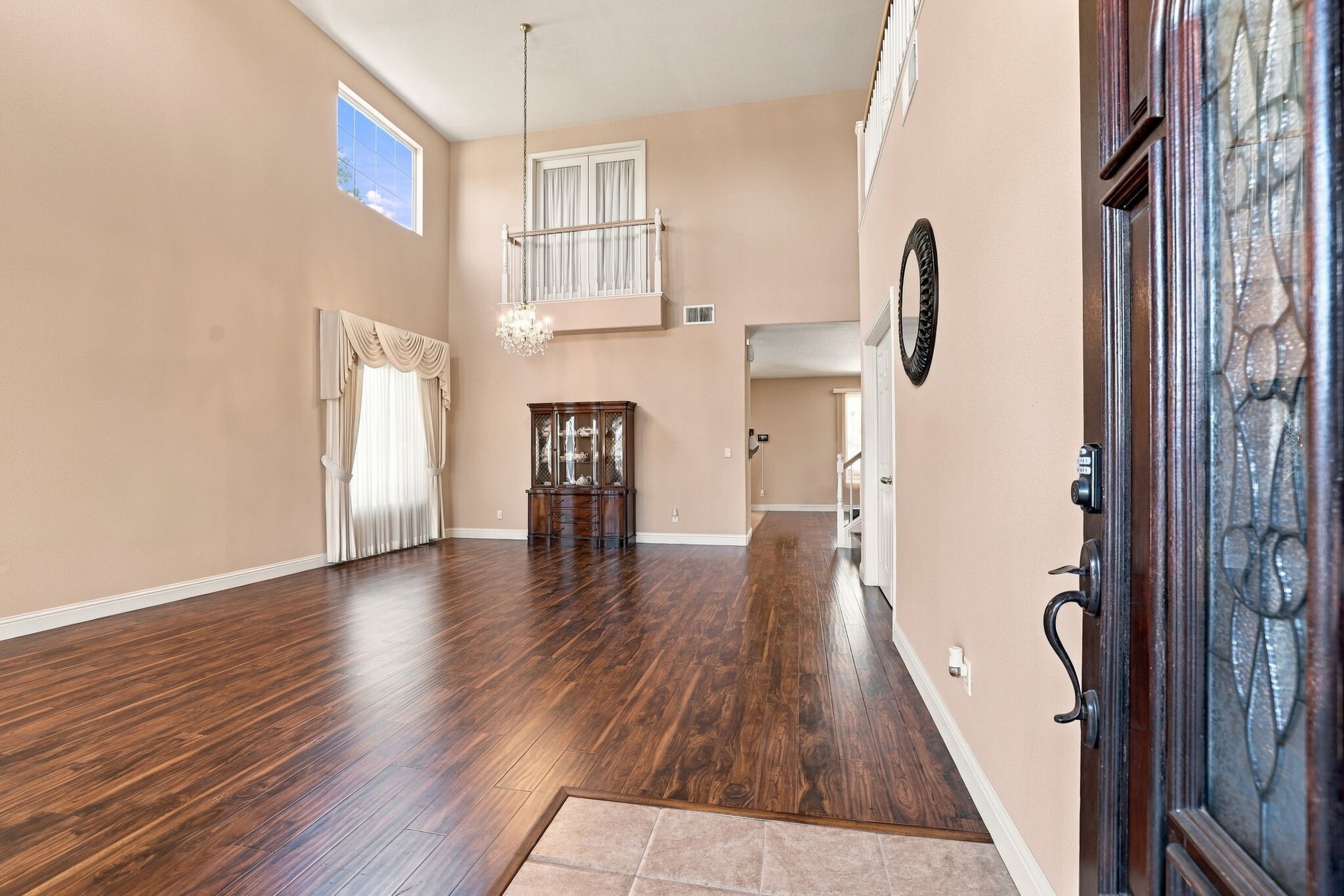 Building Photo - 204 Millbrook Dr