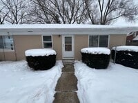 Building Photo - 7944 Grand St