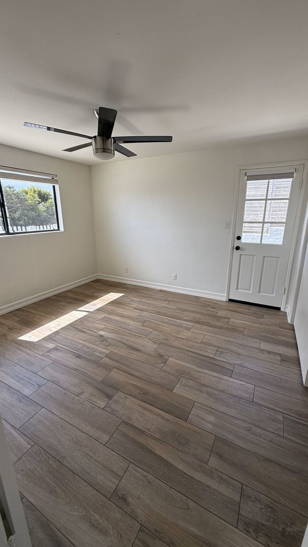 Building Photo - Beach Style Living in Encinitas, CA!