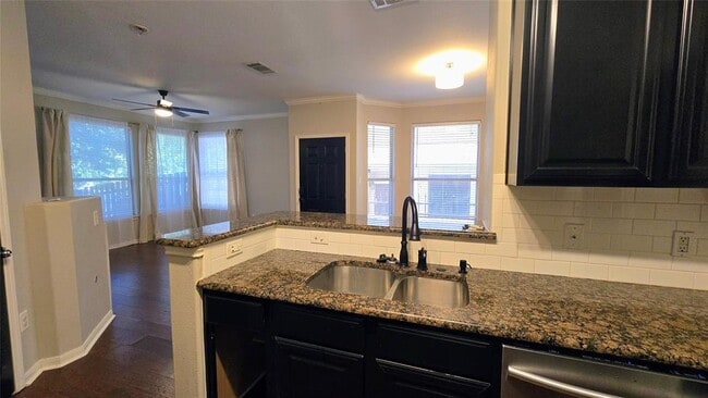 Building Photo - 3300 Forest Creek Dr