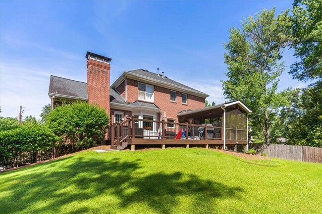 Building Photo - 4021 Primrose Ln NW