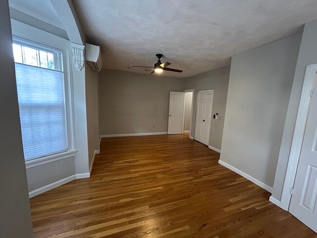 Building Photo - 120 Highland St