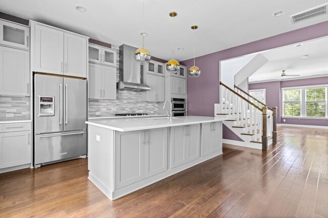 Building Photo - 3102 Rushworth Dr