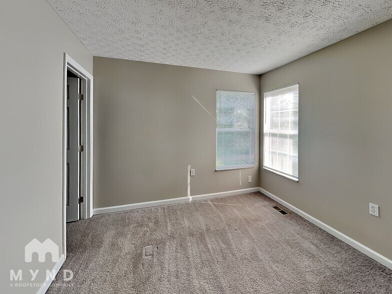 Building Photo - 2069 Prominence Dr