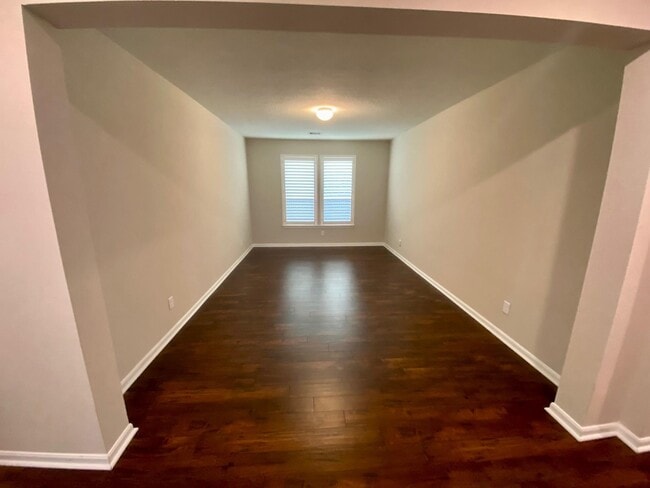 Building Photo - 5914 River Timber Trl