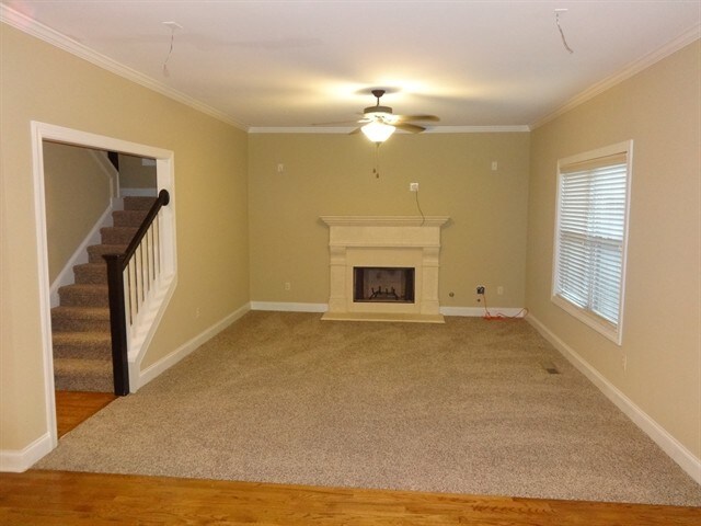 Building Photo - 243 Royal Cres Terrace