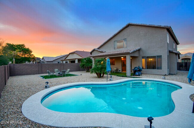 Building Photo - 3517 W Quail Track Dr