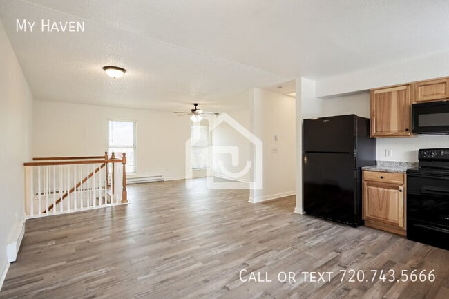 Building Photo - 17898 E Mexico Dr