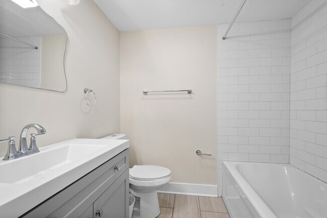 Building Photo - 3755 Grove St