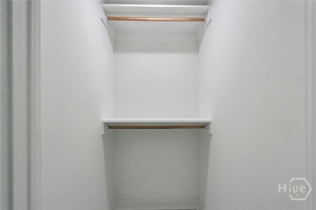 Building Photo - 2603 Livingston Ave